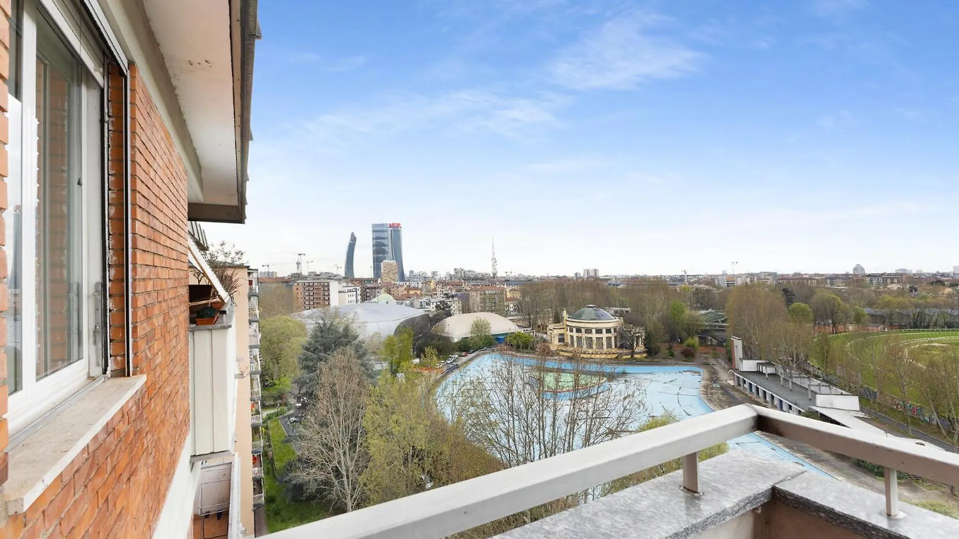 Allianz House - Panoramic San Siro Cozy House Милан Италия